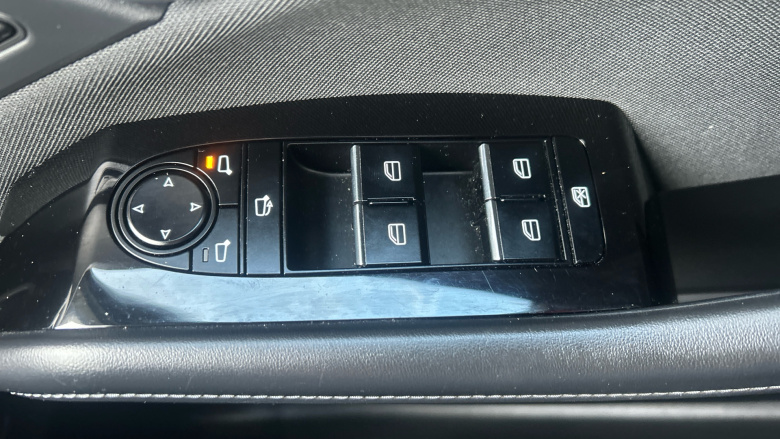 Mazda Cx-30 2.0 e-Skyactiv G MHEV SE-L Lux 5dr Auto Petrol Hatchback